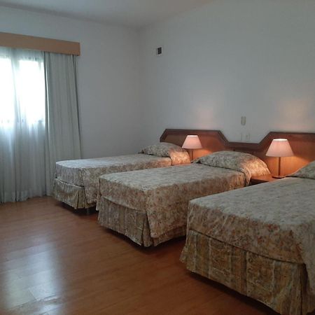 Paradies Hotel Express 자리누 외부 사진